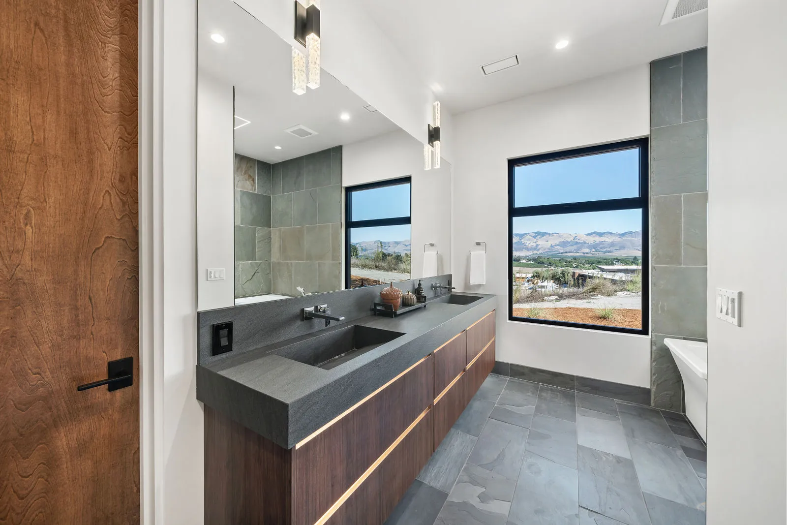 The Silva Project Bathroom